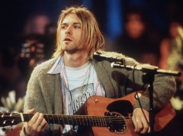 Cardigan Kurt Cobain akan dilelang